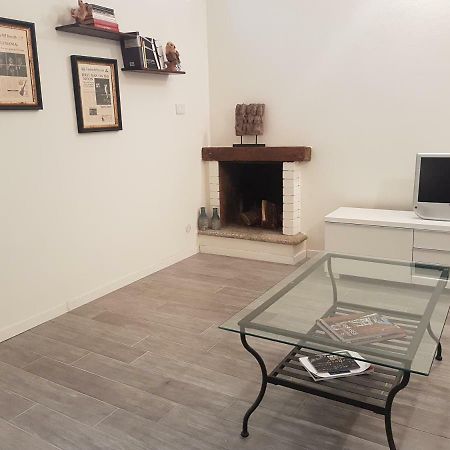 La Casa Degli Artisti Lägenhet Como Exteriör bild
