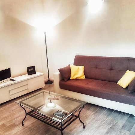La Casa Degli Artisti Lägenhet Como Exteriör bild
