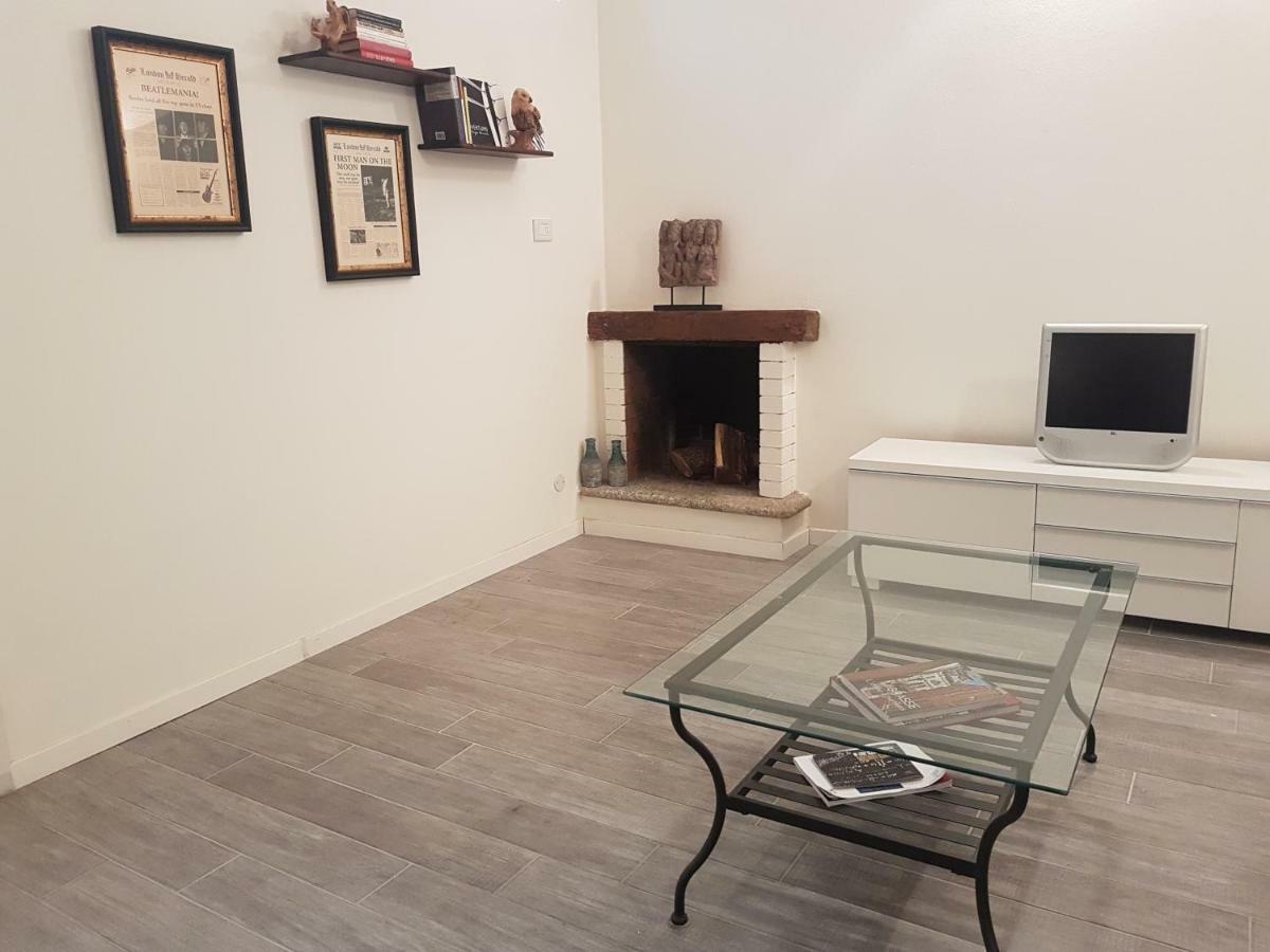 La Casa Degli Artisti Lägenhet Como Exteriör bild